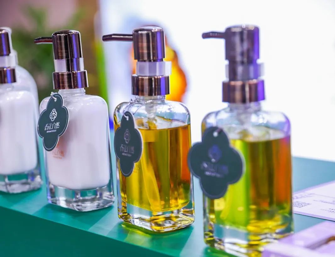 龙江精油芳疗应用在国际贸易中占比加大看中国芳香未来发展趋势-第八届芳香产业发展高峰论坛