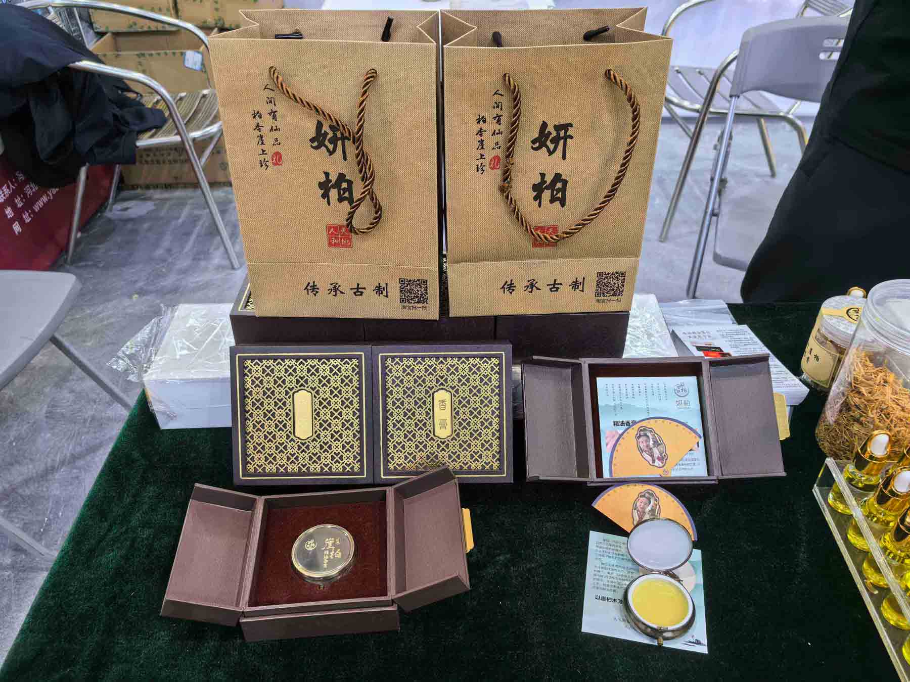 中阳崖柏纯植物线香在家庭生活中的多种用途