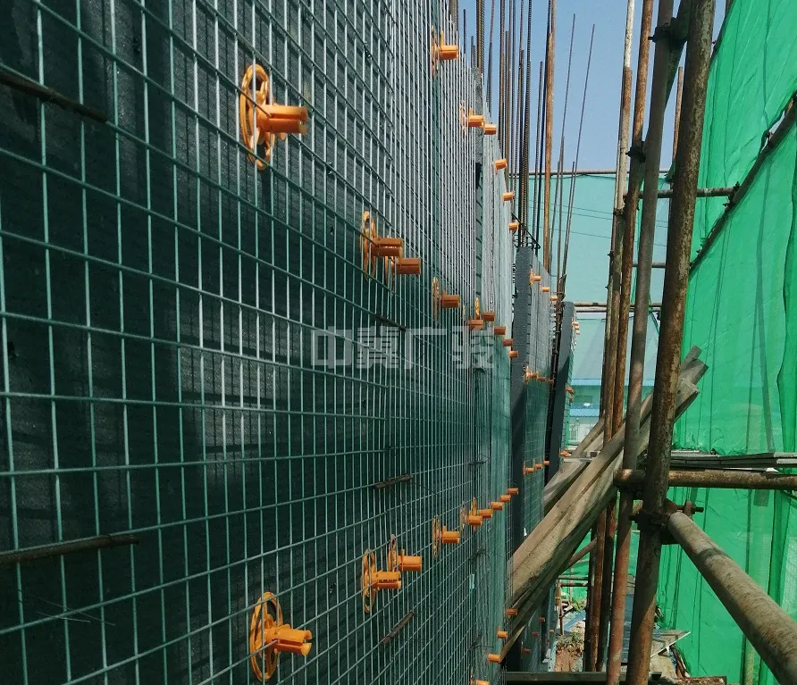 LK点连式限位钢丝网片内置保温板产品