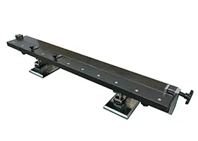 GZ-I型钢直尺检定装置