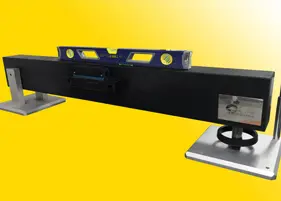 钢直尺检定台在使用前需要进行哪些预热或准备工作，以确保检定结果的准确性？​